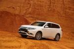 Mitsubishi Outlander PHEV 2018 года (WW)